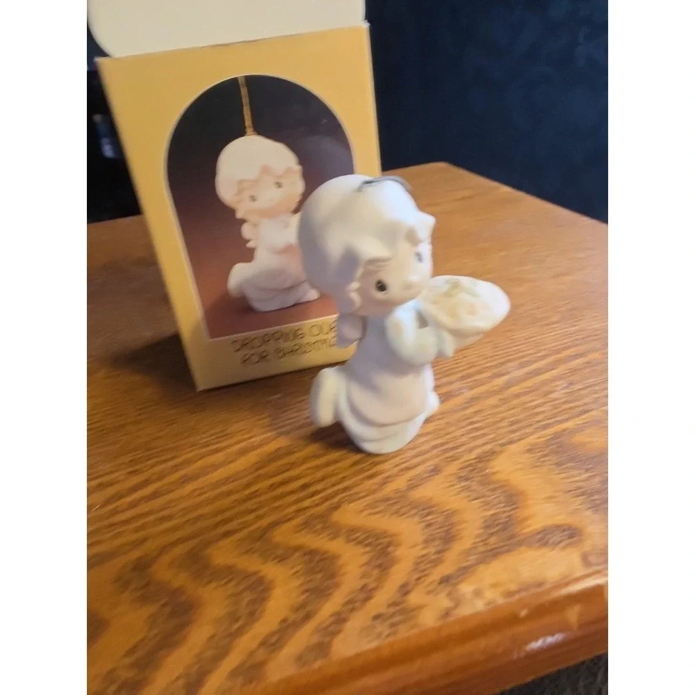 Precious‎ Moments - Dropping Over For Christmas - E-2376 - Ornament